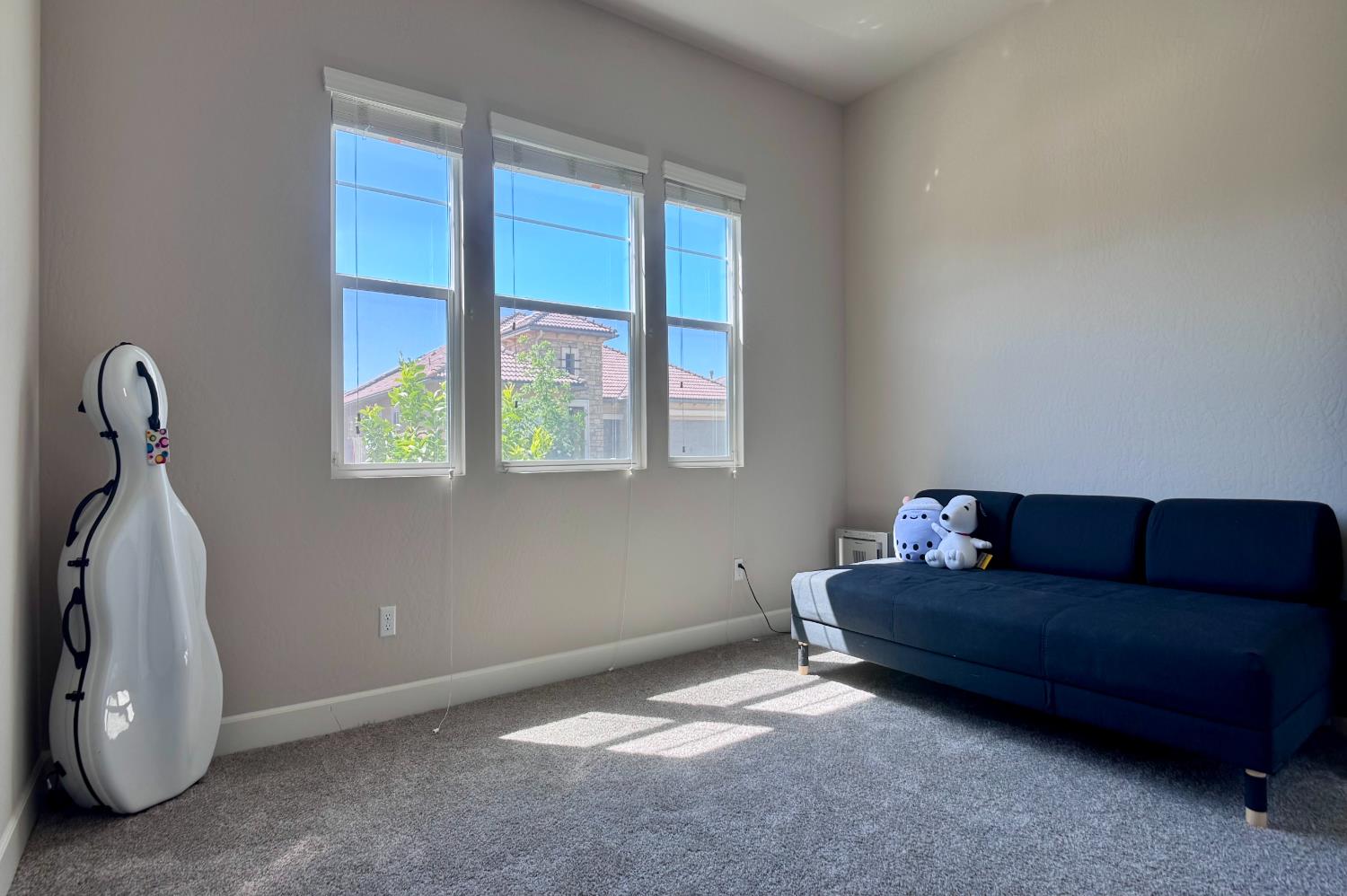 445 Bloom Lane Clovis, CA 93619 - Photo 13 of 31