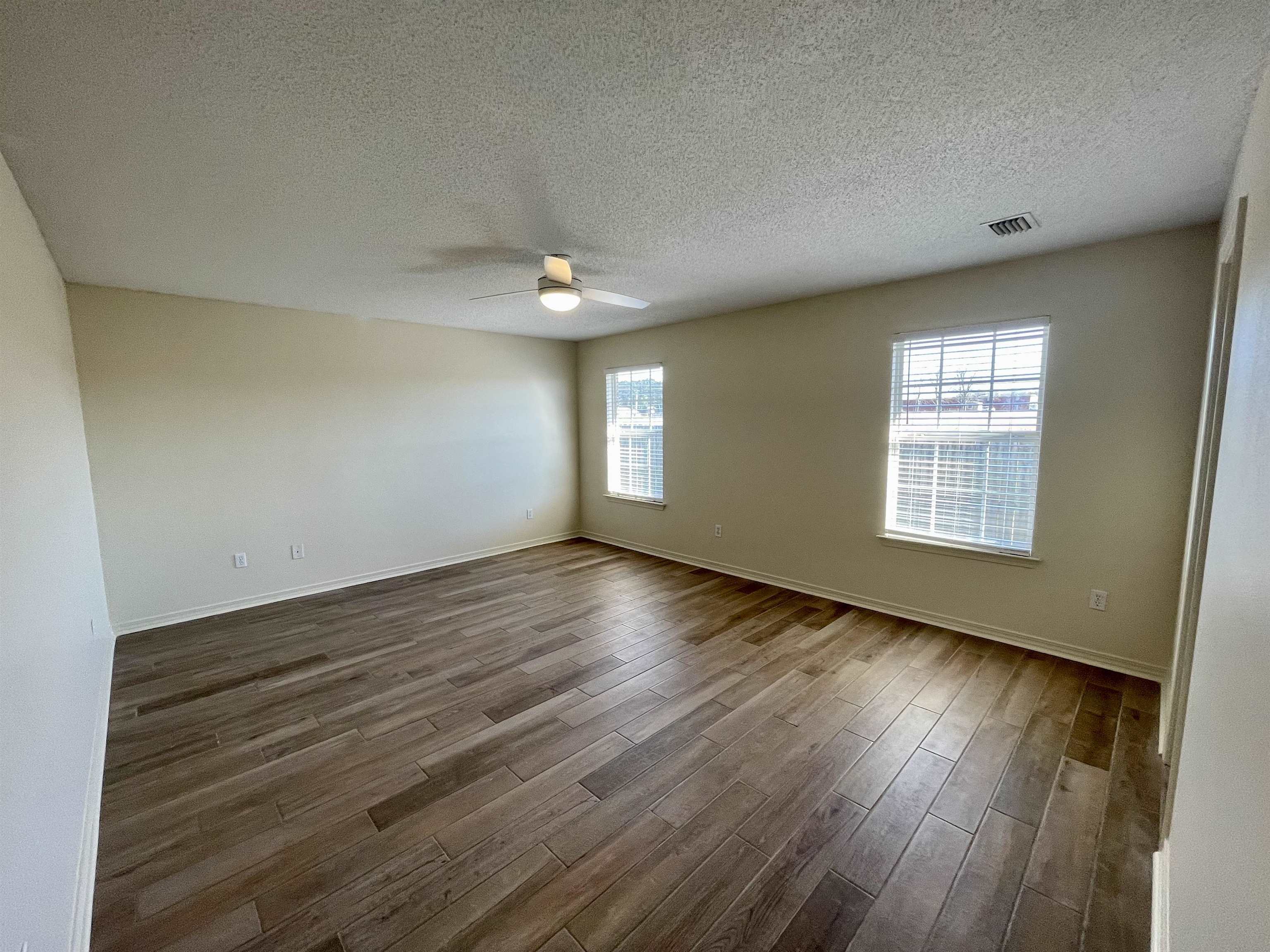 1024 Amazon Drive Foley, AL 36535 - Photo 10 of 25