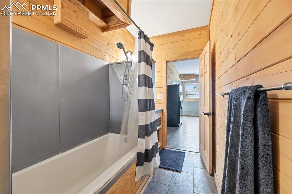 5315 East Best Road Larkspur, CO 80118 - Photo 33 of 50 Basement Bathroom