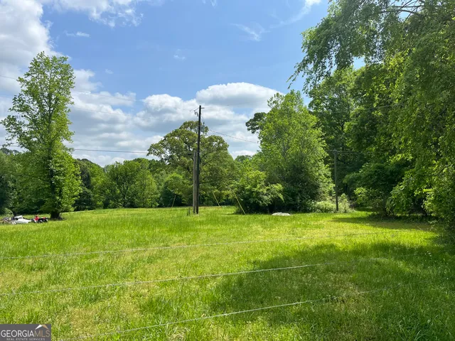 a view of a golf course