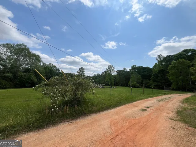 a view of an outdoor space and yard