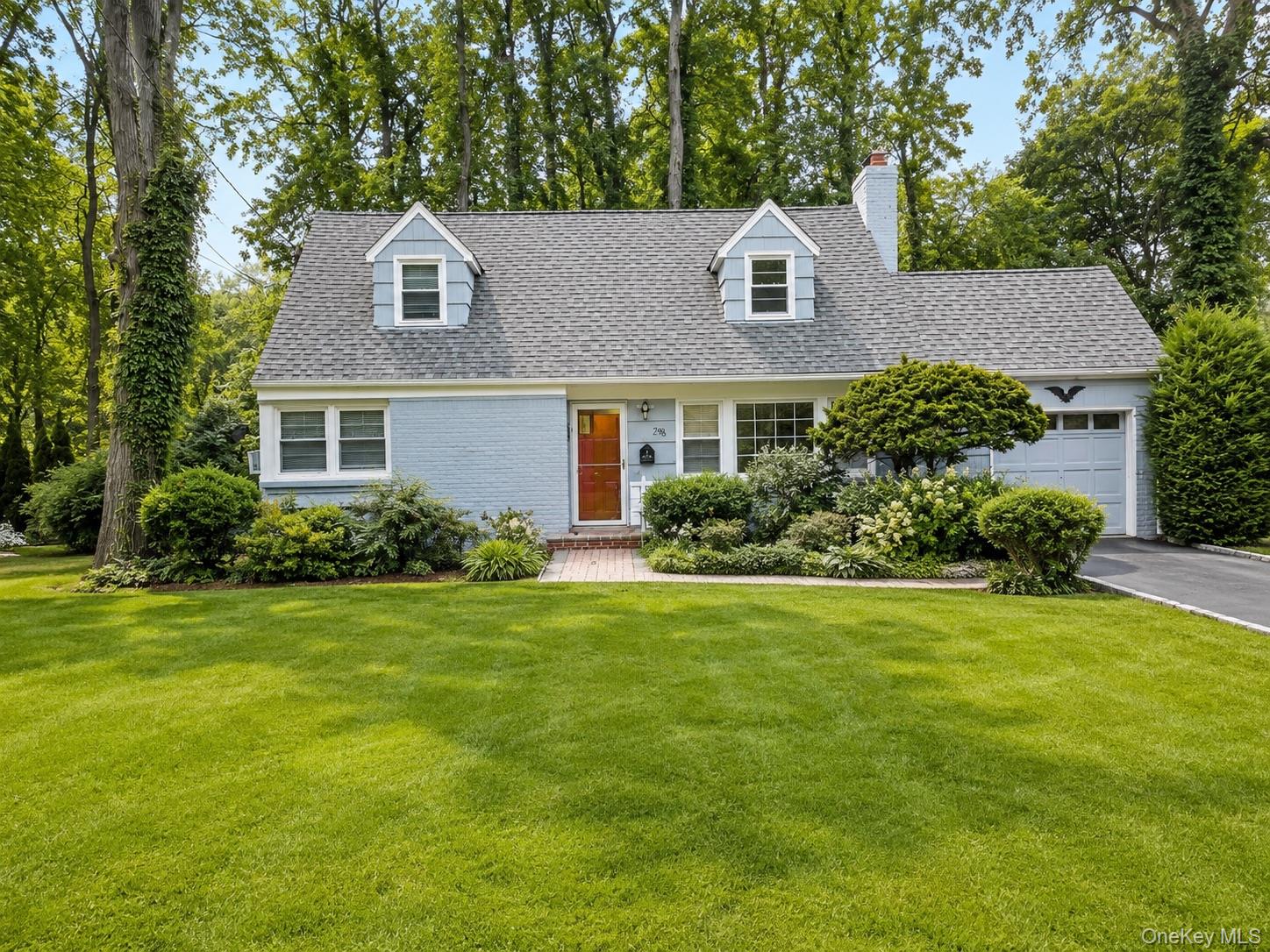 258 Steamboat Road Great Neck, NY 11024 - Photo 1 of 23 Gallery Image 1