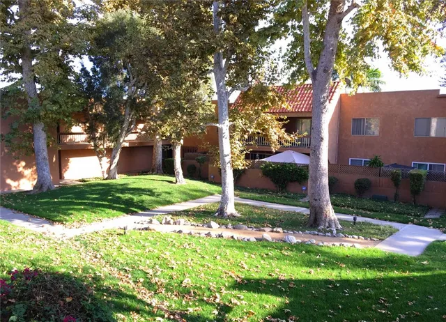 $2,150 | 6600 Warner Avenue, Unit 248, Huntington Beach, CA 92647