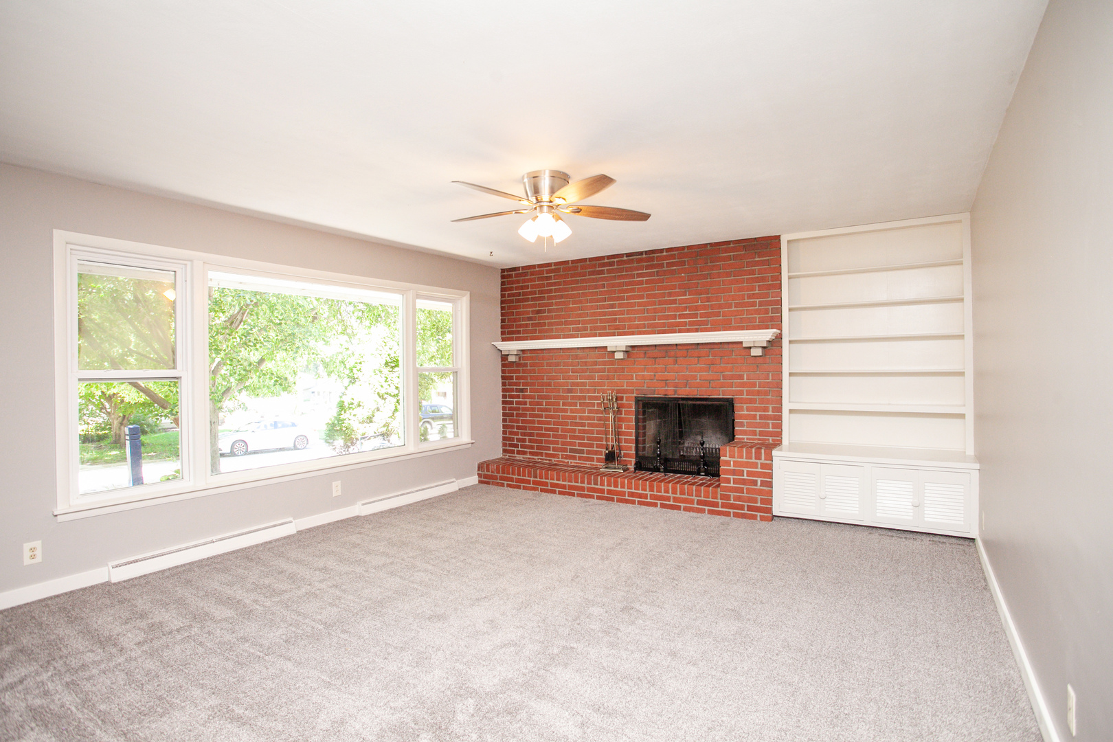 9 Riser Avenue Bloomington, IL 61701 - Photo 5 of 45