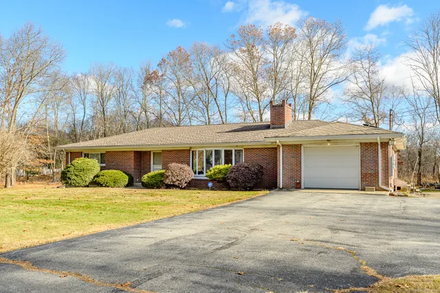 $499,000 | 1436 North Road, Killingly, CT 06241