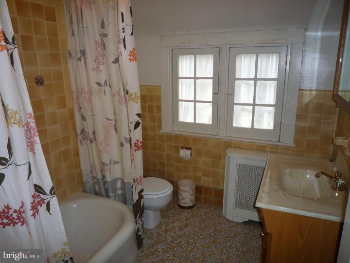 15 Mansfield Road Lansdowne, PA 19050 - Photo 11 of 19