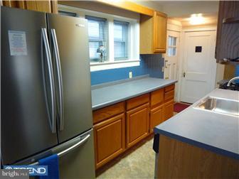 15 Mansfield Road Lansdowne, PA 19050 - Photo 4 of 19