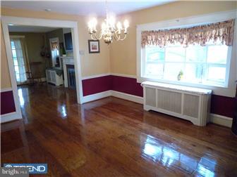 15 Mansfield Road Lansdowne, PA 19050 - Photo 6 of 19 Dining Room
