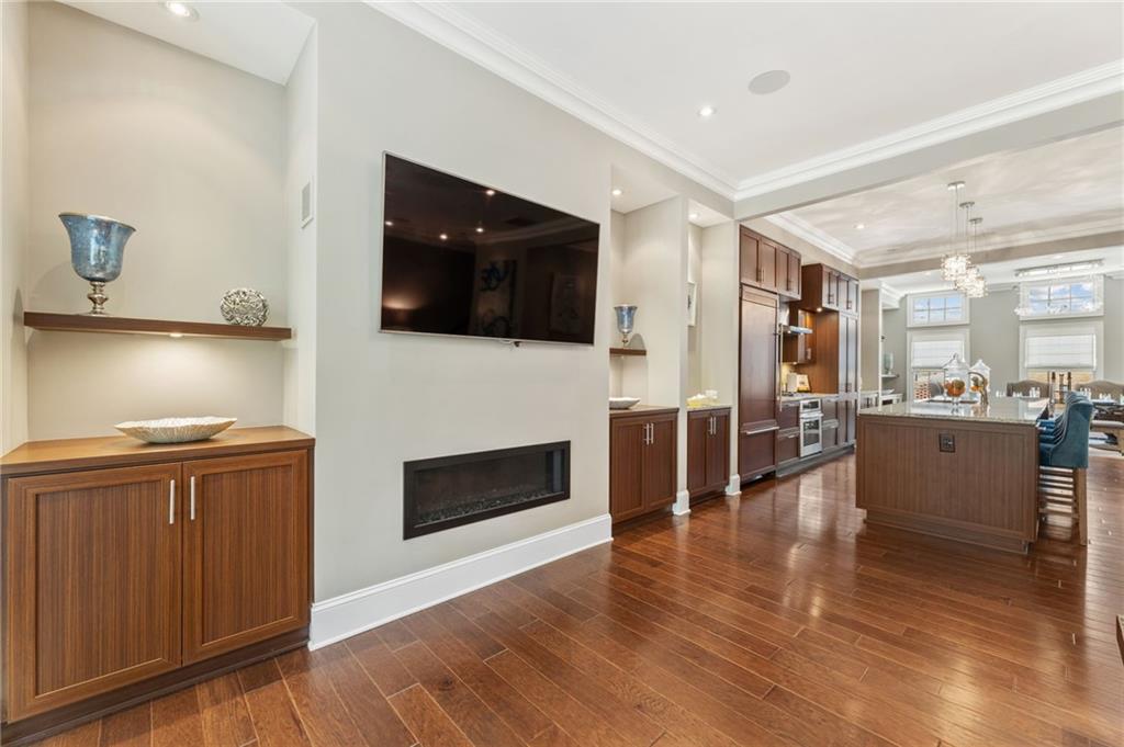 1333 Dover Circle Northeast Brookhaven, GA 30319 - Photo 12 of 51