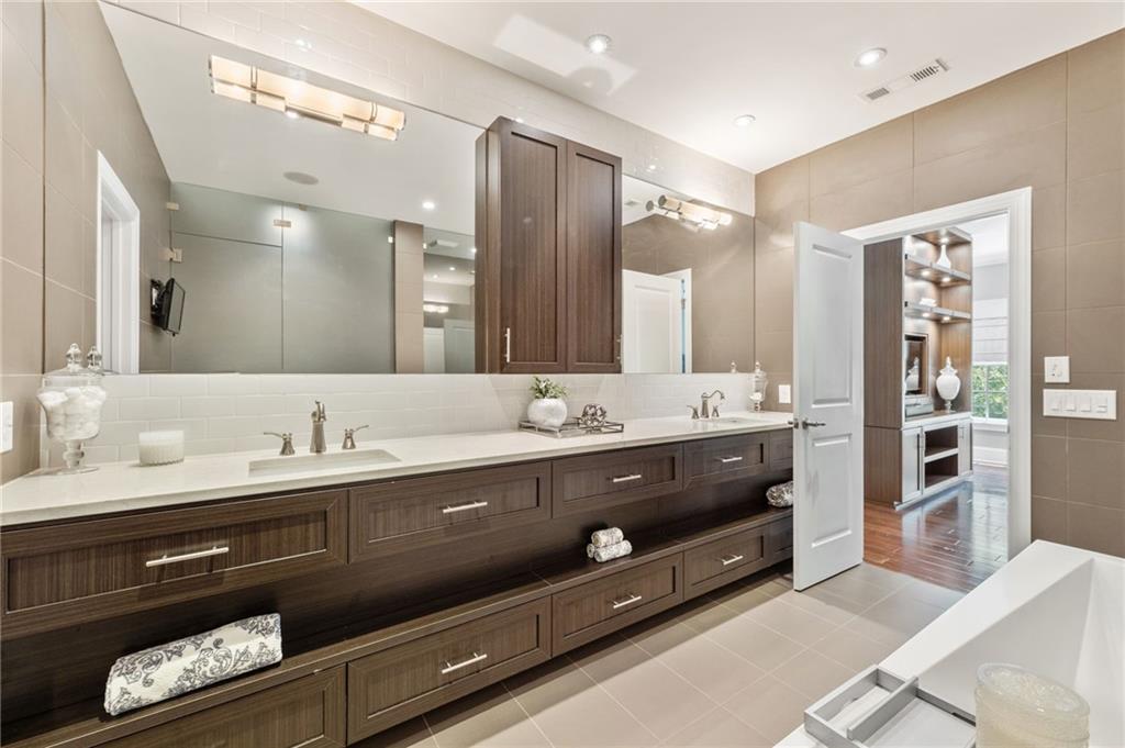 1333 Dover Circle Northeast Brookhaven, GA 30319 - Photo 24 of 51