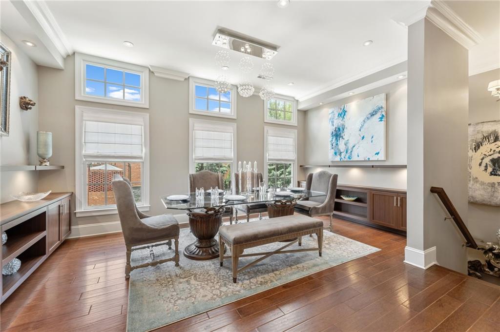 1333 Dover Circle Northeast Brookhaven, GA 30319 - Photo 4 of 51