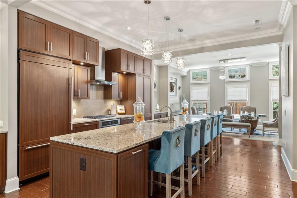 1333 Dover Circle Northeast Brookhaven, GA 30319 - Photo 7 of 51