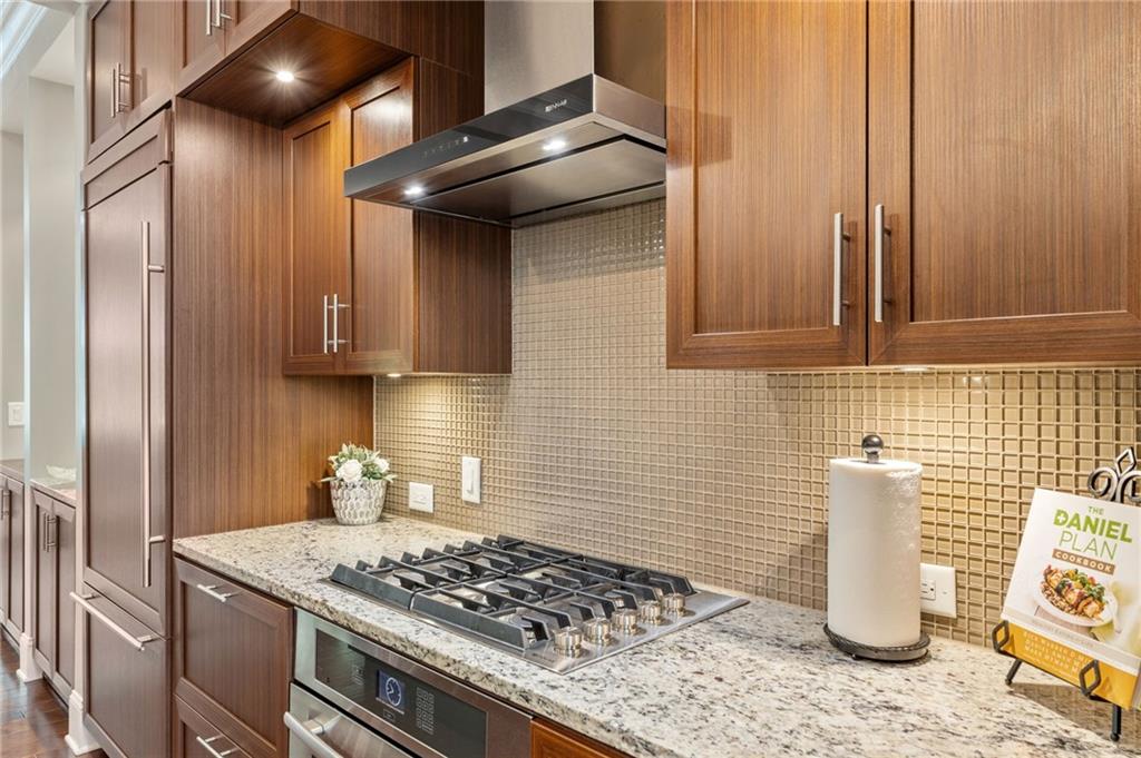 1333 Dover Circle Northeast Brookhaven, GA 30319 - Photo 10 of 51