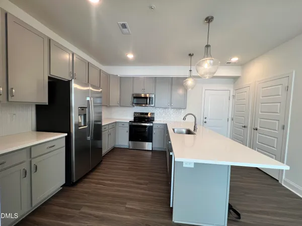 $2,095 | 414 Gaston Pk Lane, Unit 100, Wake Forest, NC 27587