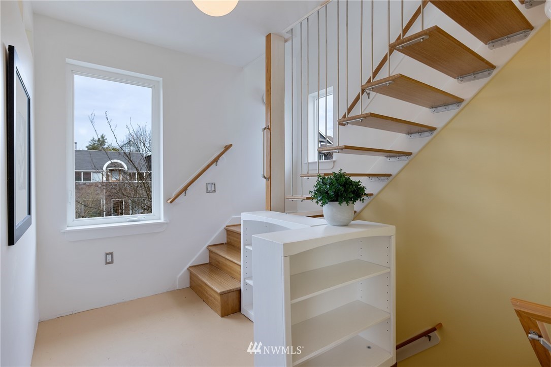 2133 North 63rd Street Seattle, WA 98103 - Photo 20 of 37 Gallery Image 20