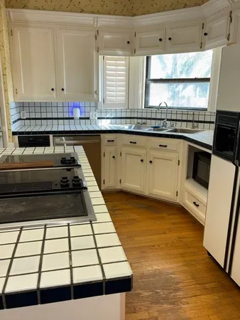 $650,000 | 2419 East Briargate Drive, Bryan, TX 77802