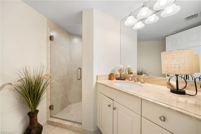 $21,500 | 4901 Gulf Shore Boulevard North, Unit 1604, Naples, FL 34103