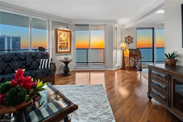 $20,000 | 4901 Gulf Shore Boulevard North, Unit 1604, Naples, FL 34103