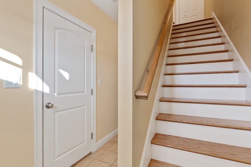 23 Apache Way, Unit 23 Westford, MA 01886 - Photo 3 of 42