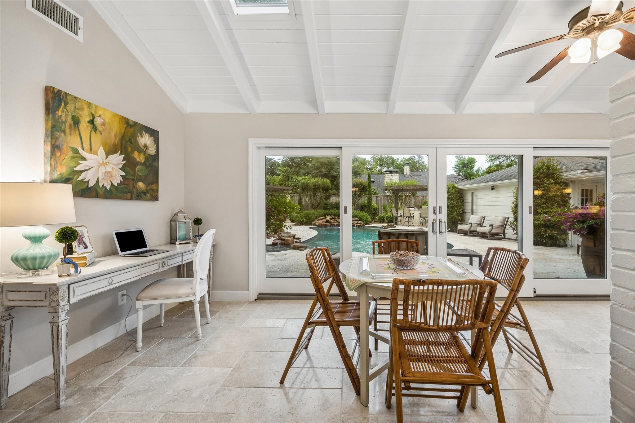 542 Ramblewood Road Houston, TX 77079 - Photo 13 of 40