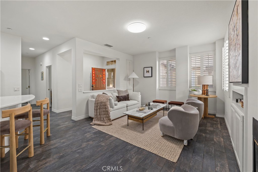 31 Poppy, Unit 50 Irvine, CA 92618 - Photo 4 of 27