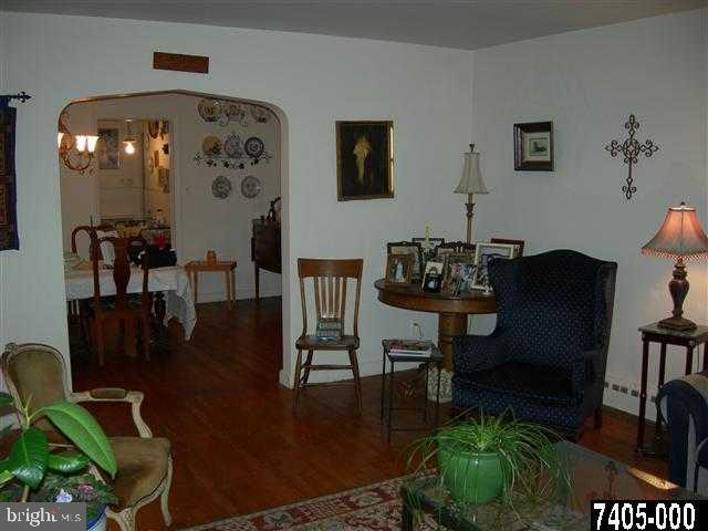 224 Country Club Road York, PA 17403 - Photo 5 of 17 Gallery Image 5