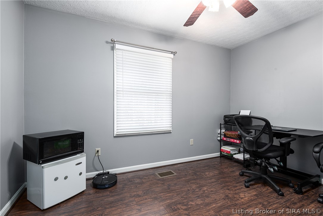 778 Captain Frank Road New Albany, IN 47150 - Photo 11 of 19 Gallery Image 11