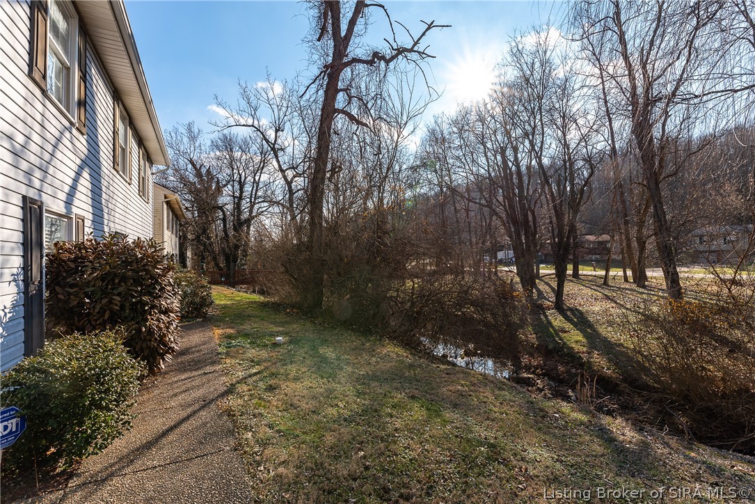 778 Captain Frank Road New Albany, IN 47150 - Photo 3 of 19 Gallery Image 3