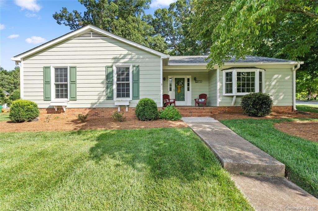 9721 Watergate Road Charlotte, NC 28270 - Photo 1 of 32 Gallery Image 1