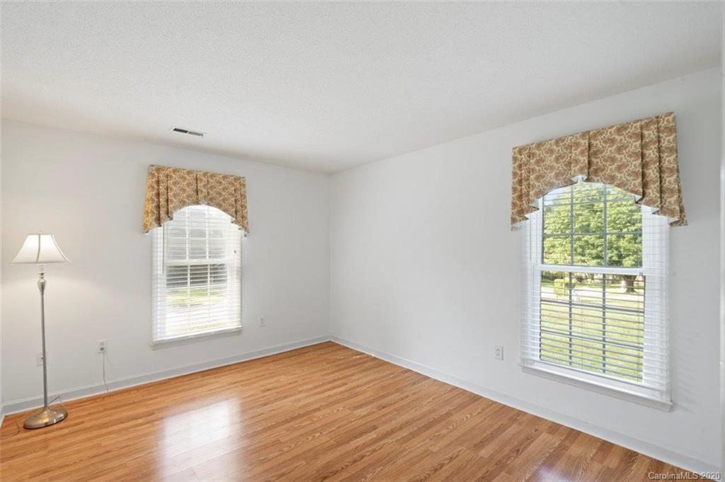 9721 Watergate Road Charlotte, NC 28270 - Photo 23 of 32 Gallery Image 23