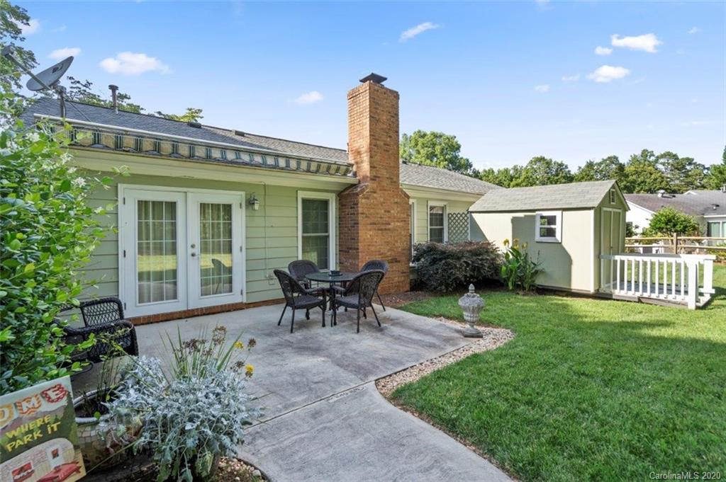 9721 Watergate Road Charlotte, NC 28270 - Photo 26 of 32 Gallery Image 26