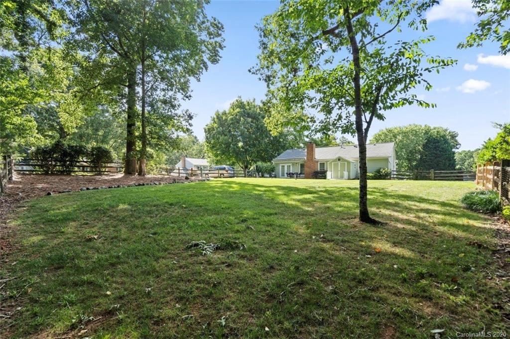 9721 Watergate Road Charlotte, NC 28270 - Photo 29 of 32 Gallery Image 29