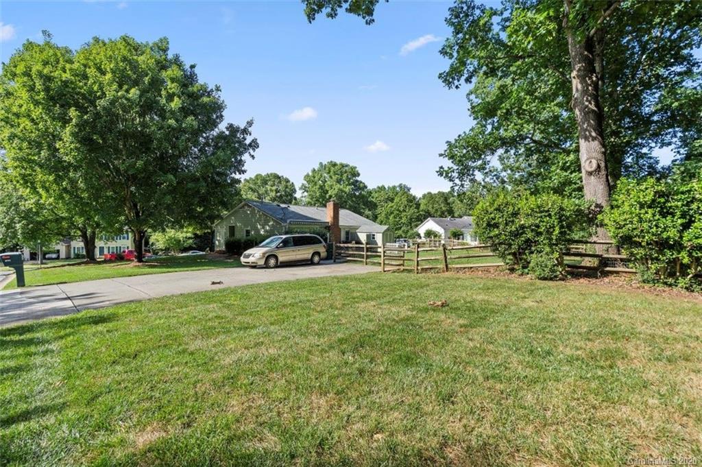 9721 Watergate Road Charlotte, NC 28270 - Photo 31 of 32 Gallery Image 31