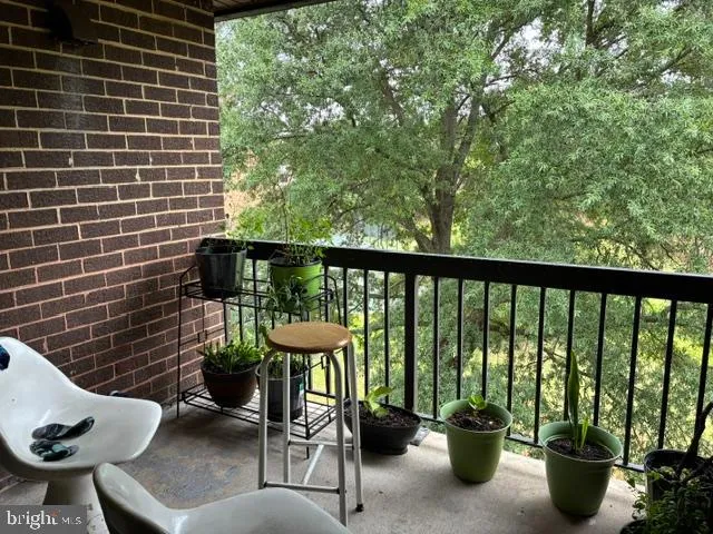 $259,950 | 11212 Cherry Hill Road, Unit 302, Beltsville, MD 20705