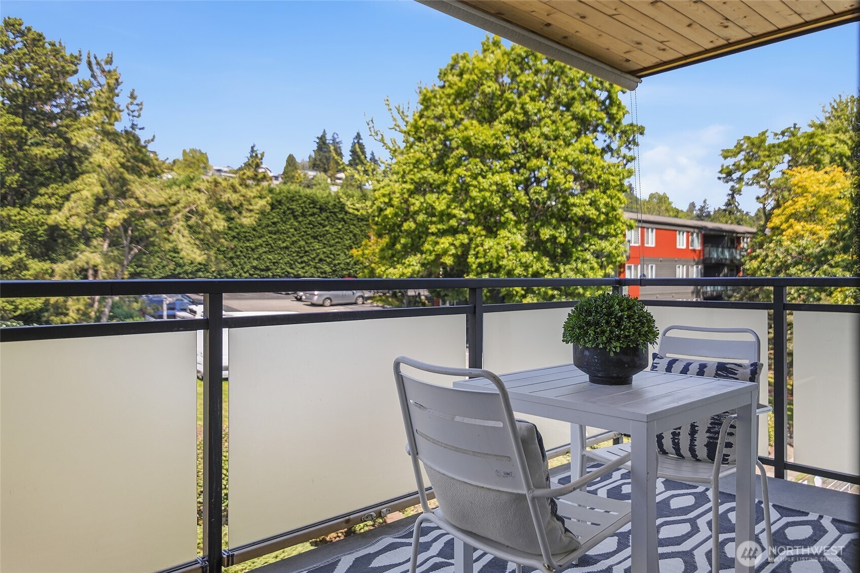 7001 Sand Point Way Northeast, Unit C308 Seattle, WA 98115 - Photo 5 of 40