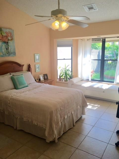 5592 Amersham Way Boca Raton, FL 33486 - Photo 5 of 16 Photo 5