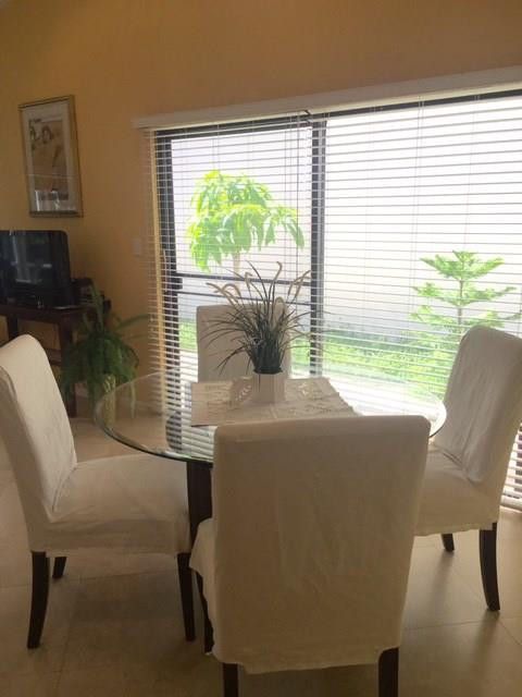 5592 Amersham Way Boca Raton, FL 33486 - Photo 6 of 16 Photo 6