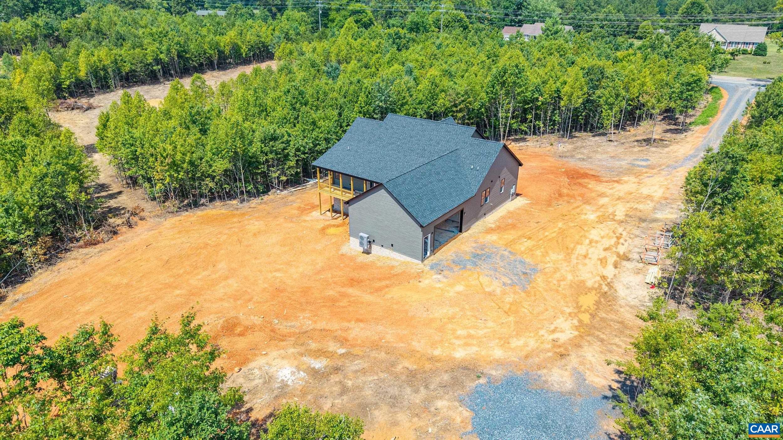 12930 South Constitution Route Scottsville, VA 24590 - Photo 4 of 49