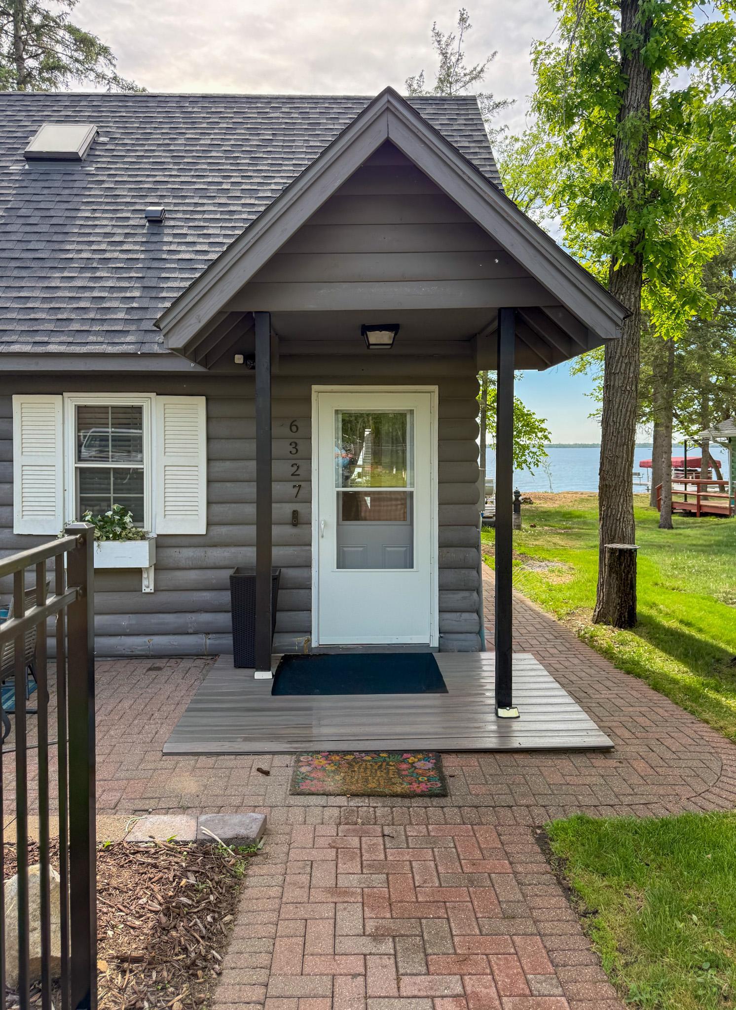 6327 Lavinia Road Northeast Bemidji, MN 56601 - Photo 3 of 23