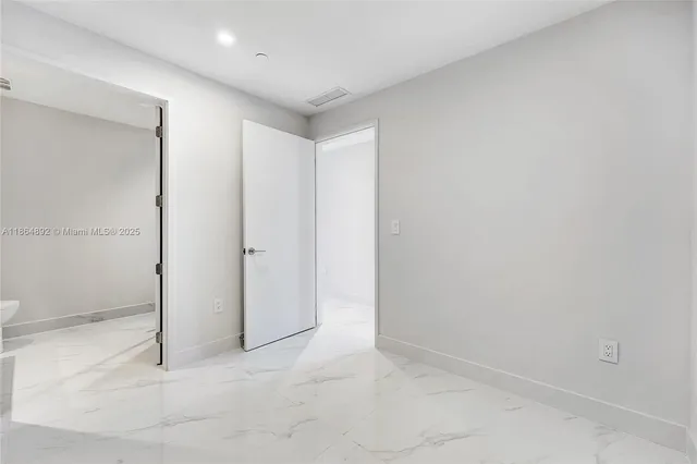 $2,949,000 | 700 Northeast 24th Street, Unit 2901, Miami, FL 33137