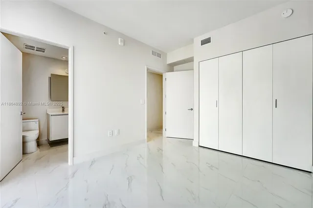 $2,949,000 | 700 Northeast 24th Street, Unit 2901, Miami, FL 33137