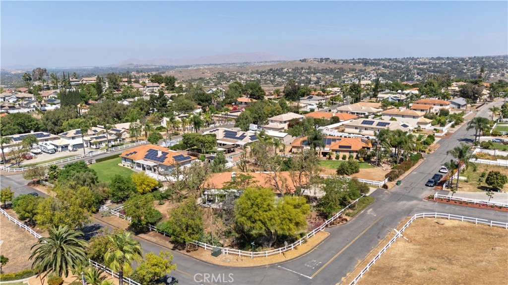 14282 Rock Place Riverside, CA 92503 - Photo 37 of 40