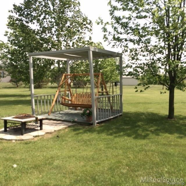 3339 Springborn Road East China, MI 48054 - Photo 28 of 30 28.jpg