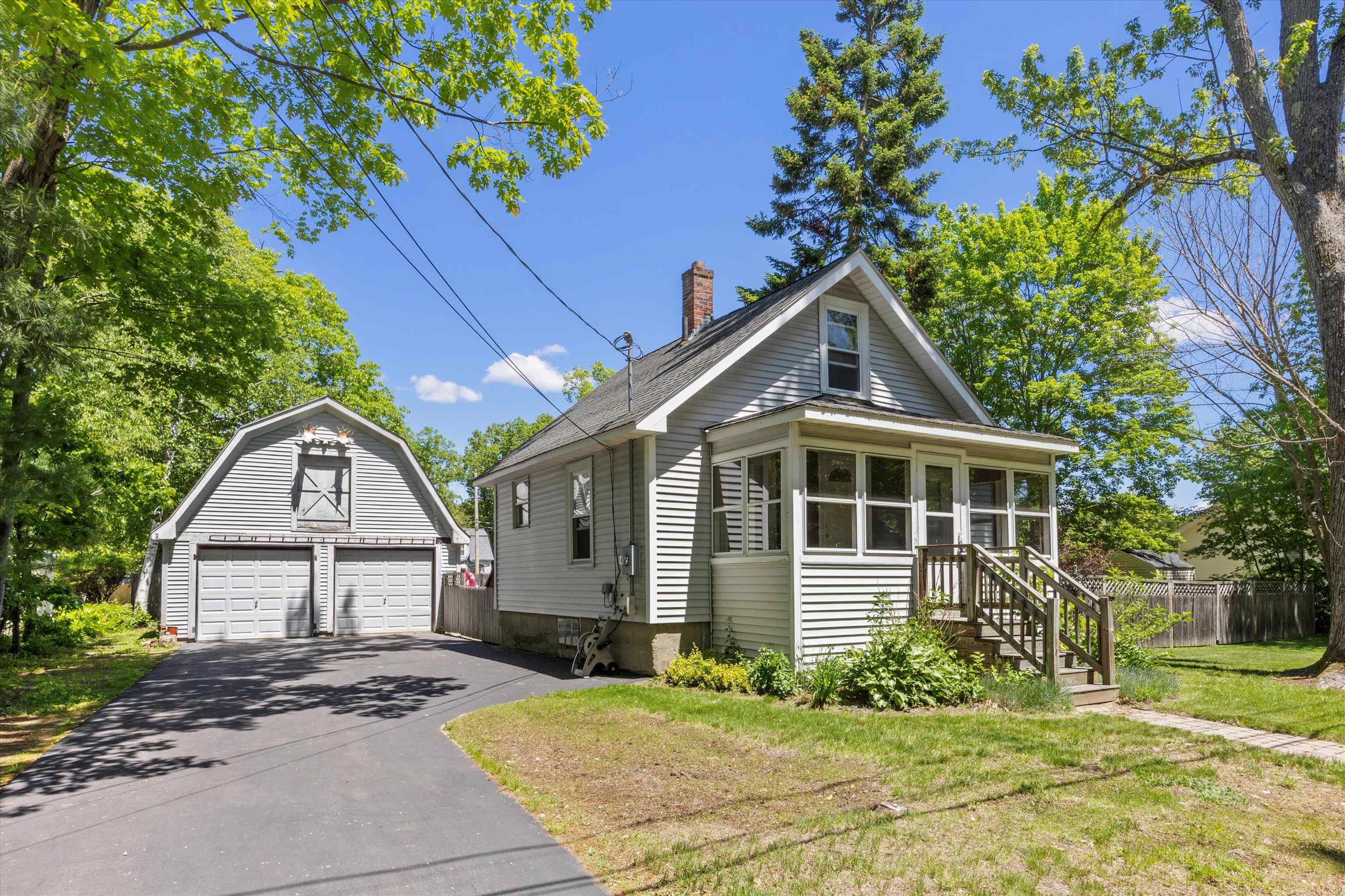 47 Manor Road Concord, NH 03303 - Photo 1 of 33