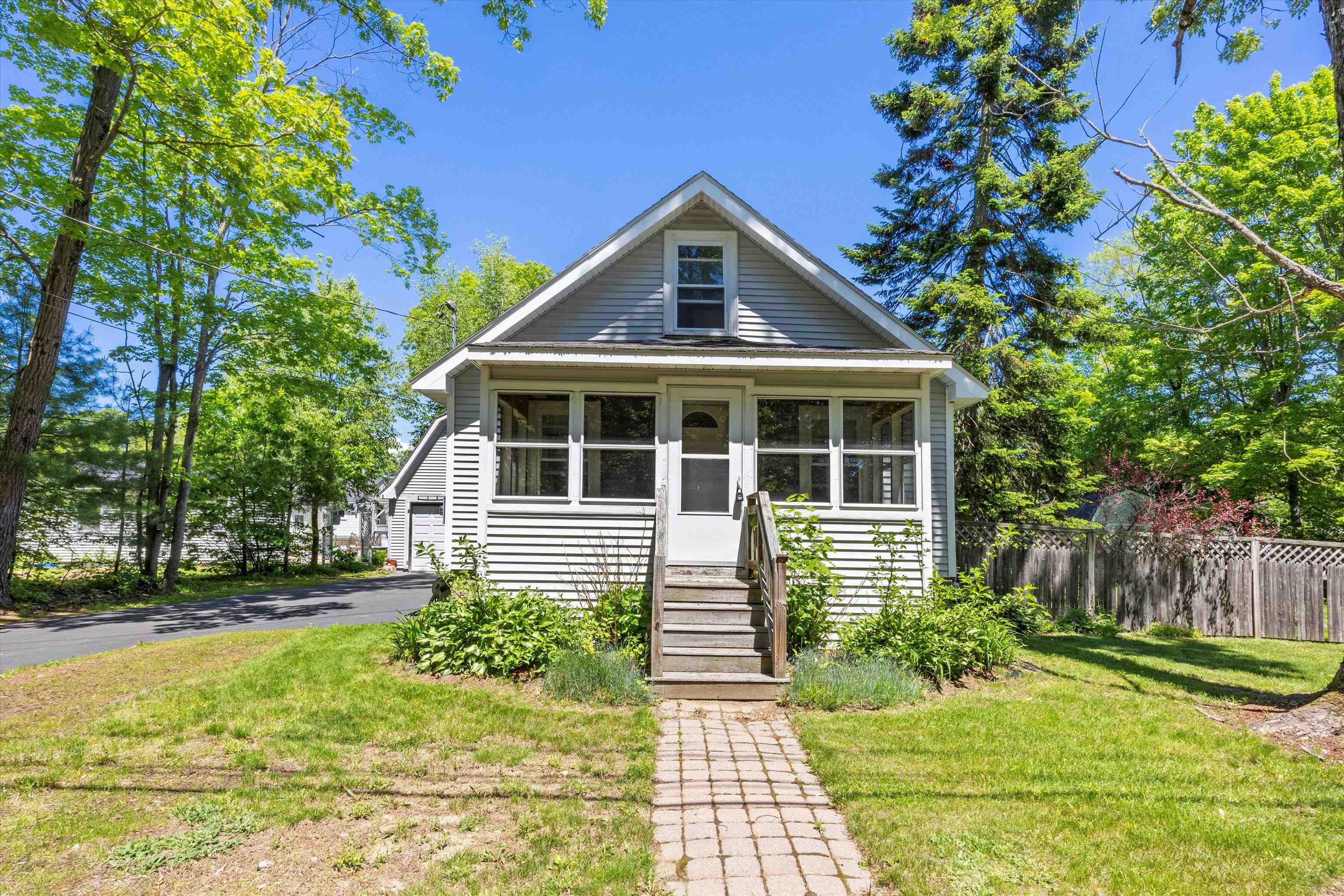 47 Manor Road Concord, NH 03303 - Photo 4 of 33