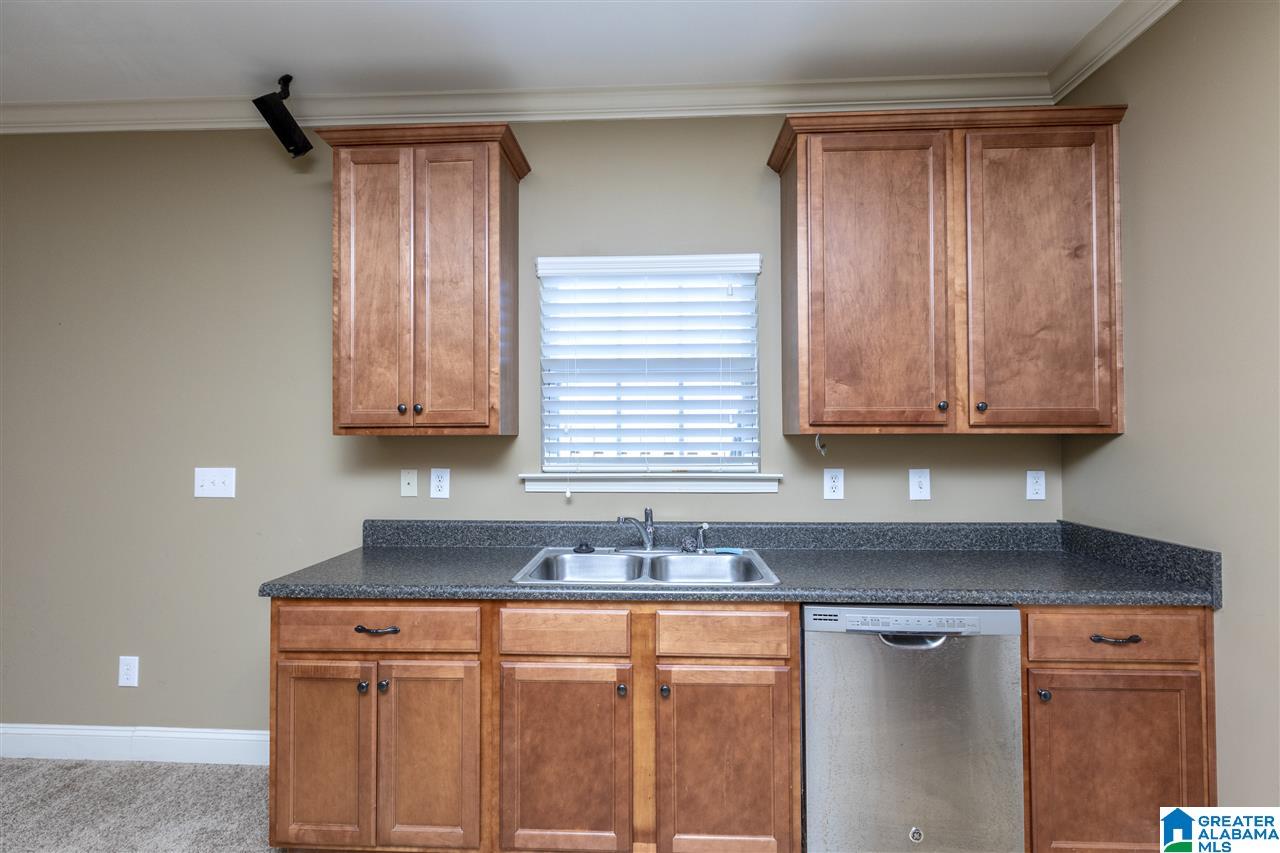 243 Creekside Lane Pelham, AL 35124 - Photo 12 of 50
