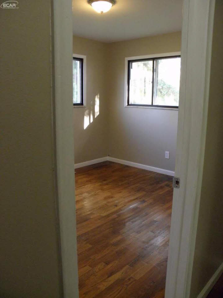 7090 Sharp Road Swartz Creek, MI 48473 - Photo 27 of 36 21224228-26.JPG