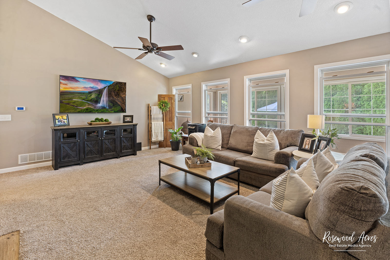 2650 Mooregate Turn Kankakee, IL 60901 - Photo 16 of 51 a living room with furniture kitchen view and a large window