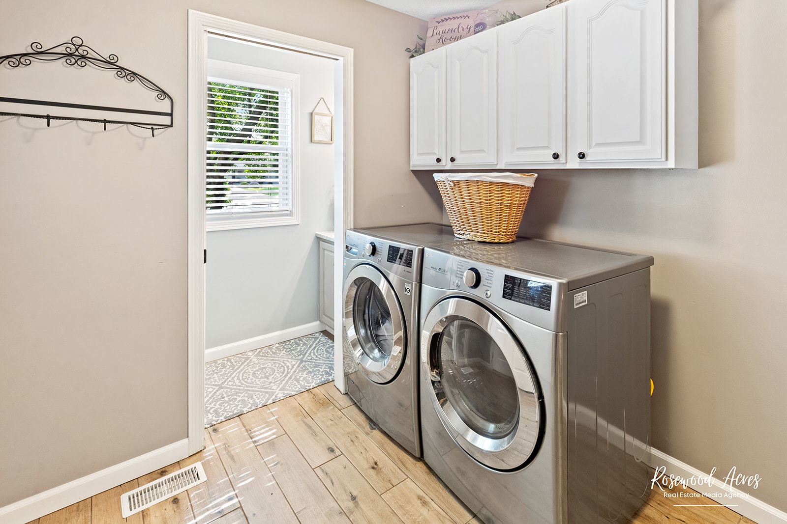 2650 Mooregate Turn Kankakee, IL 60901 - Photo 39 of 51 a utility room with dryer and washer