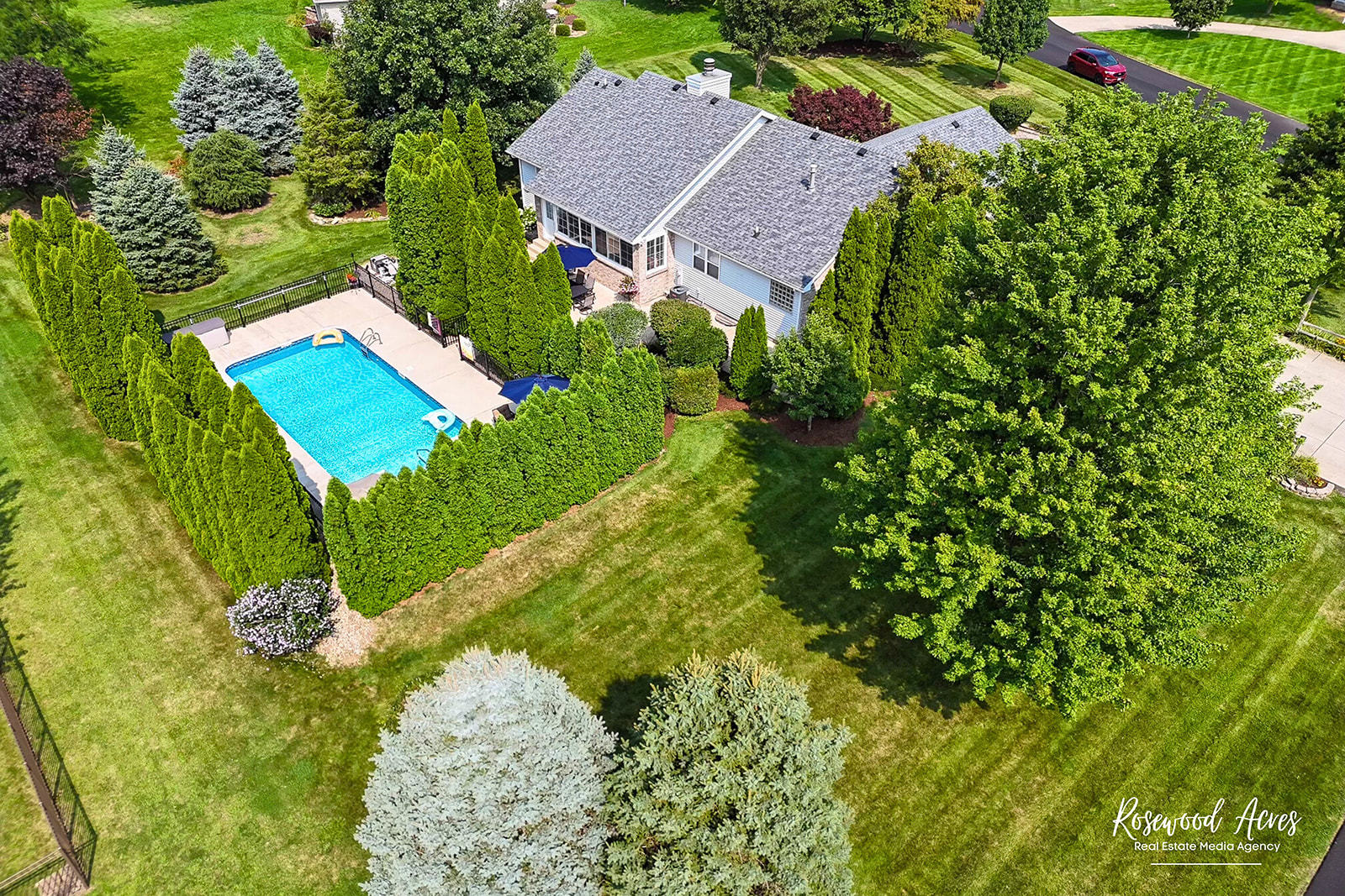 2650 Mooregate Turn Kankakee, IL 60901 - Photo 4 of 51 a view of houses with yard